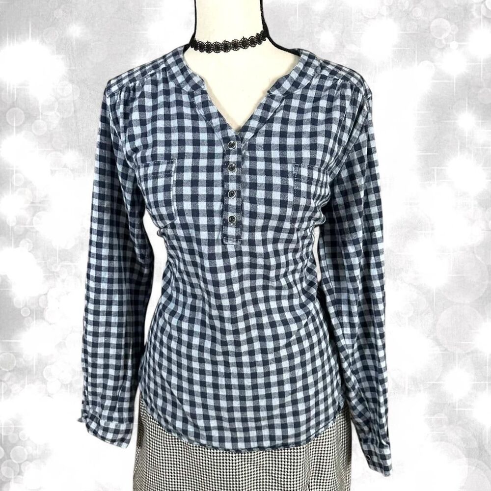 Bit & Bridle blue Plaid Long Sleeve Button Up Top
